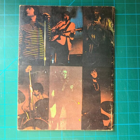 Jefferson Airplane: Words, Music and Chords for 10 Songs Including Tablature - Picture 2 of 8